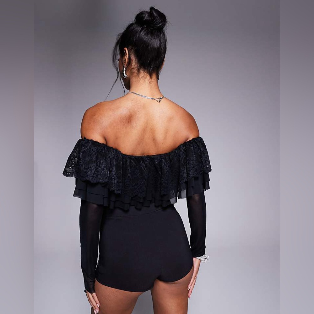 NEW AFRM Saylor long sleeve off the shoulder ruffle bodysuit in black Size L - Picture 2 of 12